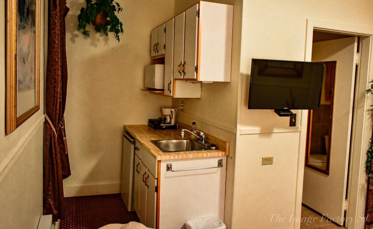 Kennedy Inn St. Andrews By The Sea Экстерьер фото